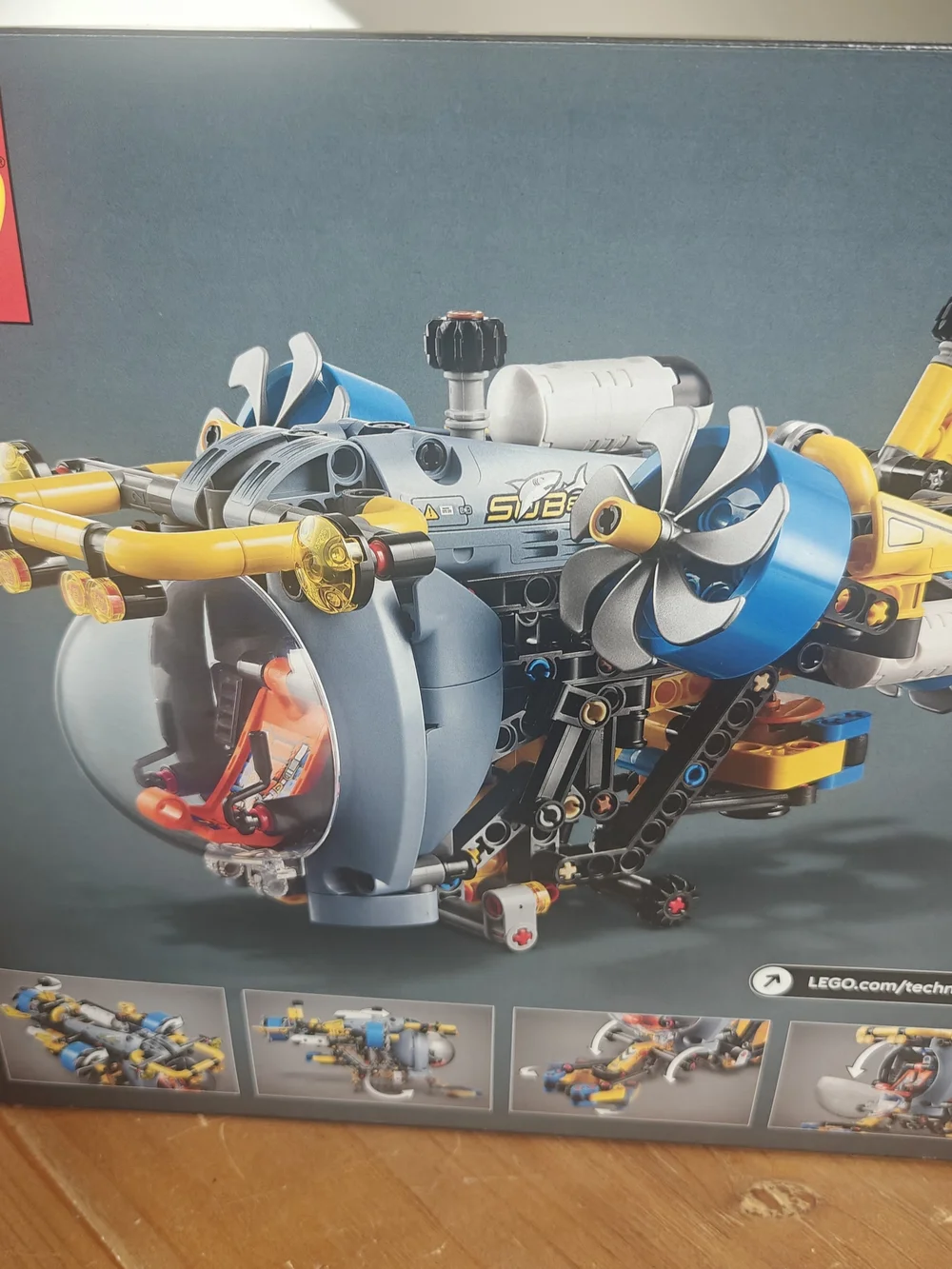 LEGO Technic Blue, Yellow & Gray Submarine Explorer
